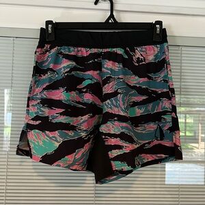 Retro THF Athletic Shorts with Geometric Pattern Tachuntfish